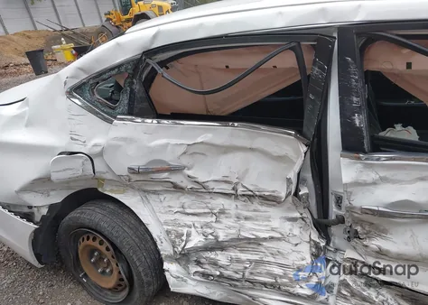 2019 Nissan Sentra S из США, поврежденный, VIN 3N1AB7AP9KY264543